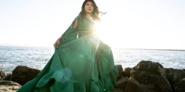 MERAKK, a company founded by Dr. Rupam Khanna, offers self-care products that exemplify joy in simplicity and sustainability