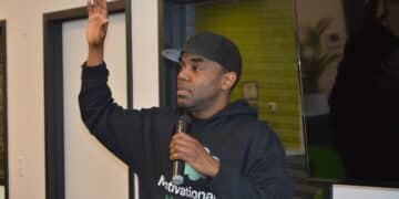 Exploring the Art of Motivational Speaking with David Baxter